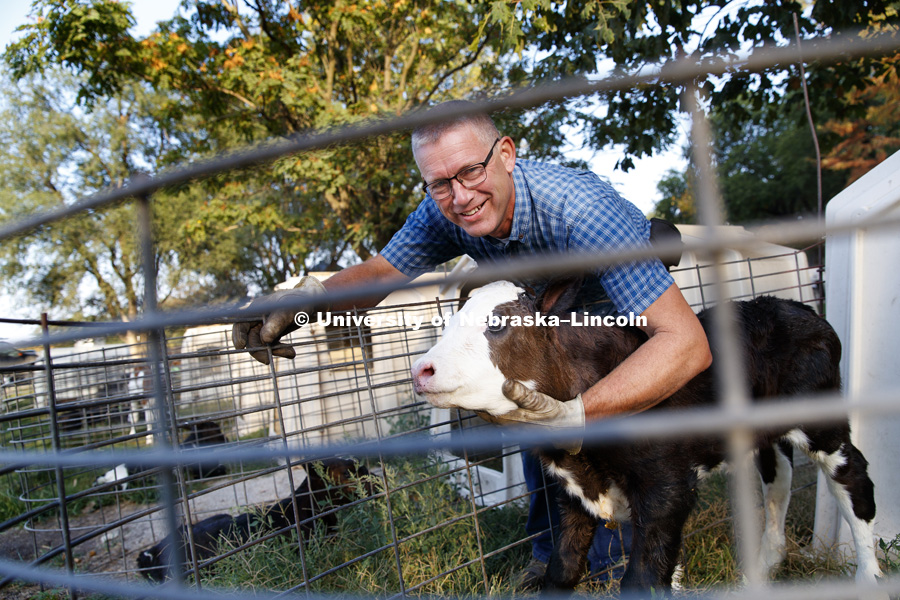 Ben Steffen, Nebraska Alumni is a dairy farmer from Humboldt, NE. He is also CASNR's 2017 Masters Week award winner. September 12, 2017.  Photo by Craig Chandler / University Communication.