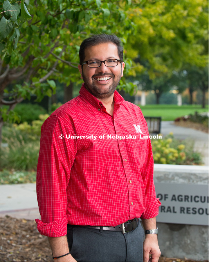 Deepak Keshwani, associate professor of Biological Systems Engineering. College of Agricultural Sciences and Natural Resources. October 3, 2017. Photo by Greg Nathan, University Communication Photography.