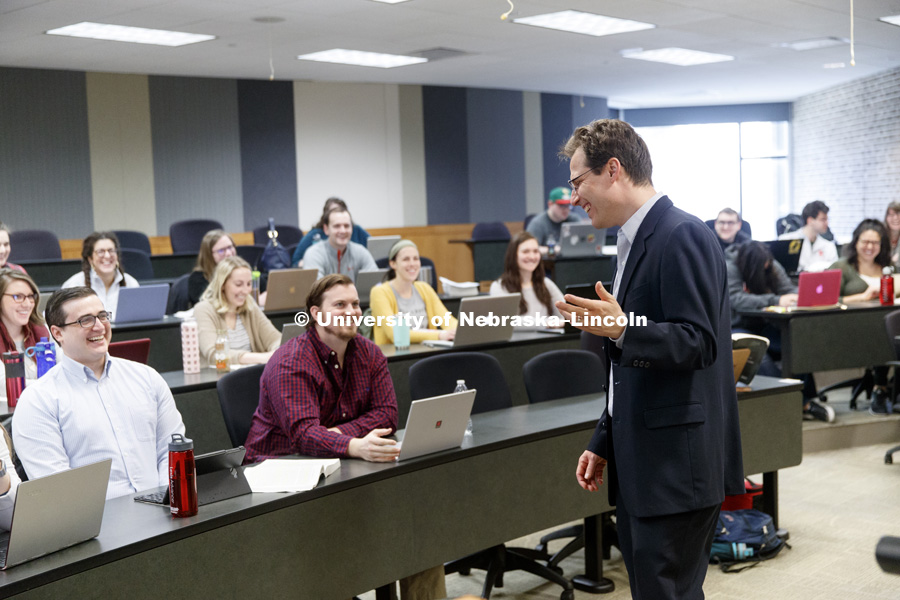 Eric Berger, Associate Dean and Professor of Law, is pictured teaching in the classroom. College of Law photo shoot. April 5, 2018. Photo by Craig Chandler, University Communication Photography.