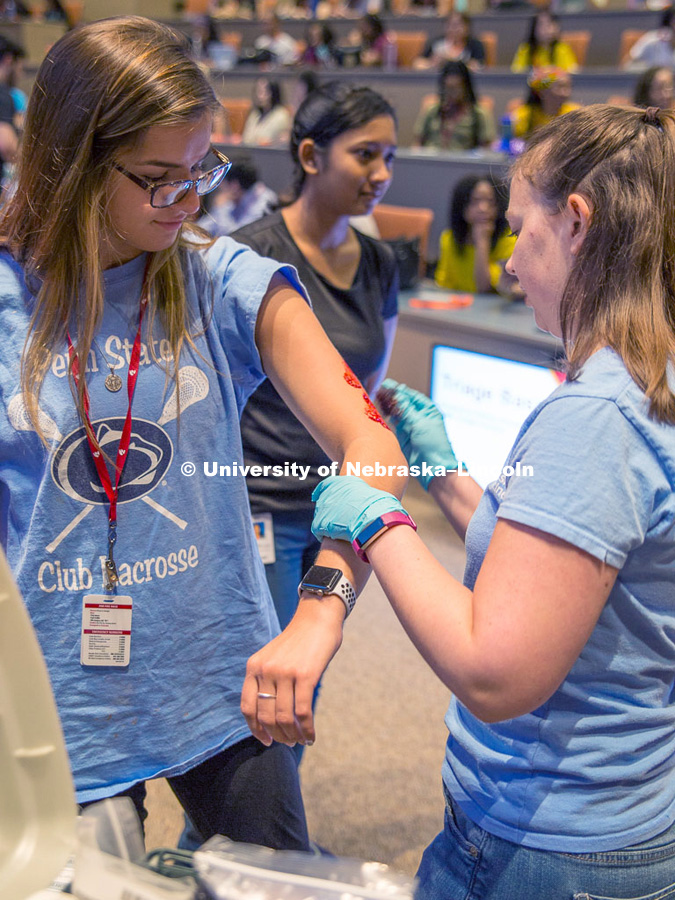UNMC hosts SHPEP for pre-health students. Students got to participate in a HEROES Emergency Preparedness Simulation. June 5, 2018. Photo by Stephen Smith, University of Nebraska.
