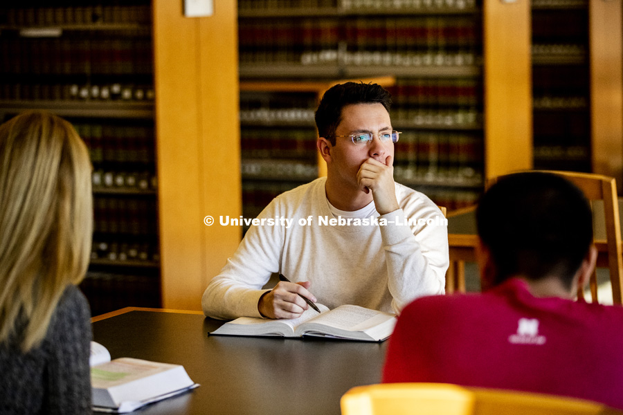 Nebraska Law photo shoot. Students studying in the Law Library. November, 16, 2018. Photo by Craig Chandler / University Communication.