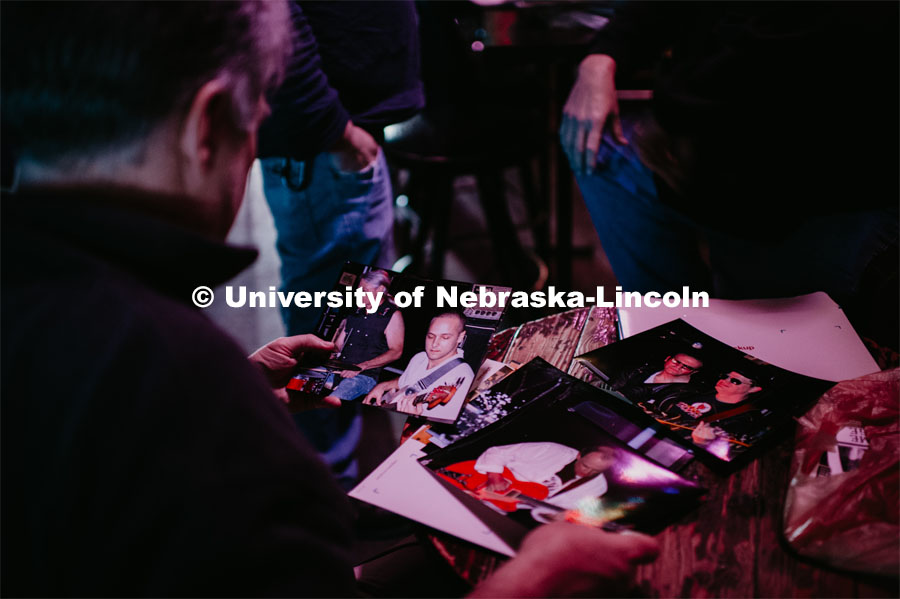 University of Nebraska–Lincoln students enrolled in the History Harvest course spent time March 31 meeting with Zoo Bar patrons, musicians and staff — both current and former — to record oral histories, photograph and archive memorabilia and practice first-hand the techniques of preserving the past. March 31, 2019. Photo by Justin Mohling for University Communication.