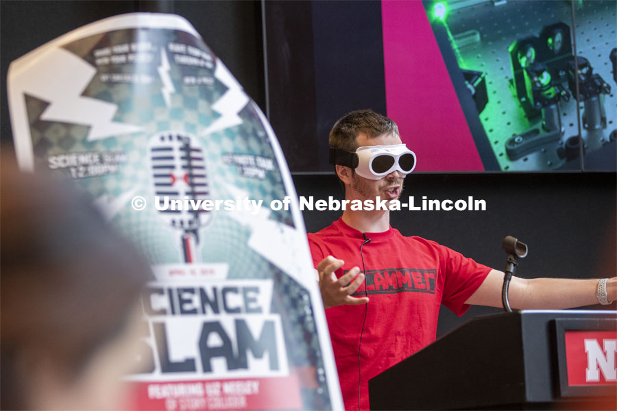 Science Slam performer Dan Haden describes his work with the Extreme Light Laboratory. Nebraska’s fourth annual Science Slam held at Wick Alumni Center. April 9 2019. Photo by Craig Chandler / University Communication.