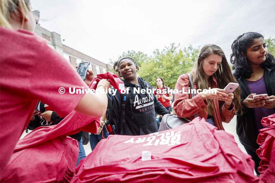 Free shirts and soda were passed out to students for the “In our Grit our Glory” brand refresh on City Campus. August 30, 2019. Photo by Craig Chandler / University Communication.