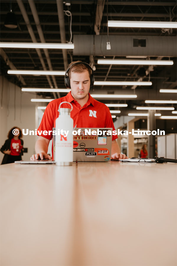 Parker edits a project on his laptop in the Johnny Carson Center for Emerging Media Arts. August 30, 2019. Photo by Justin Mohling / University Communication.