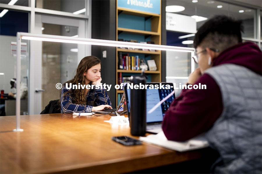Brianna Juma, senior in Nutrition and Dietetics from Omaha, studies in Love Library. City Campus. October 28, 2019. Photo by Craig Chandler / University Communication.