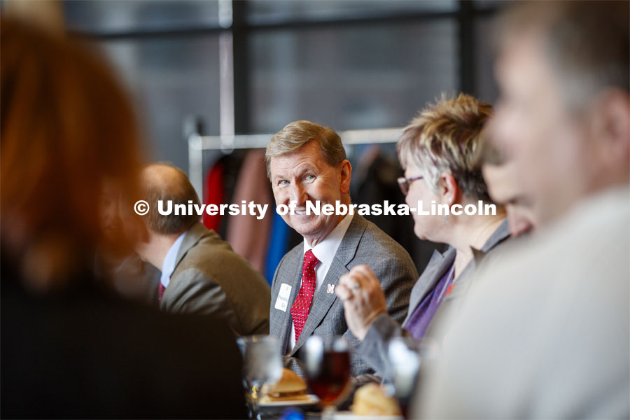 NU President Ted Carter talks with Ranelle Maltas, a Technology Training Services Associate in Human Resource, during a lunch with UNL staff. NU President Ted Carter tours UNL campuses. January 16, 2020. Photo by Craig Chandler / University Communication.