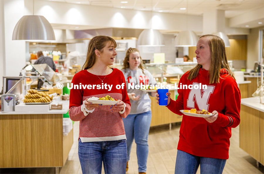 East Campus Dining Center photo shoot. Students eating and socializing at the East Campus Dining Center. March 6, 2020. Photo by Craig Chandler / University Communication.