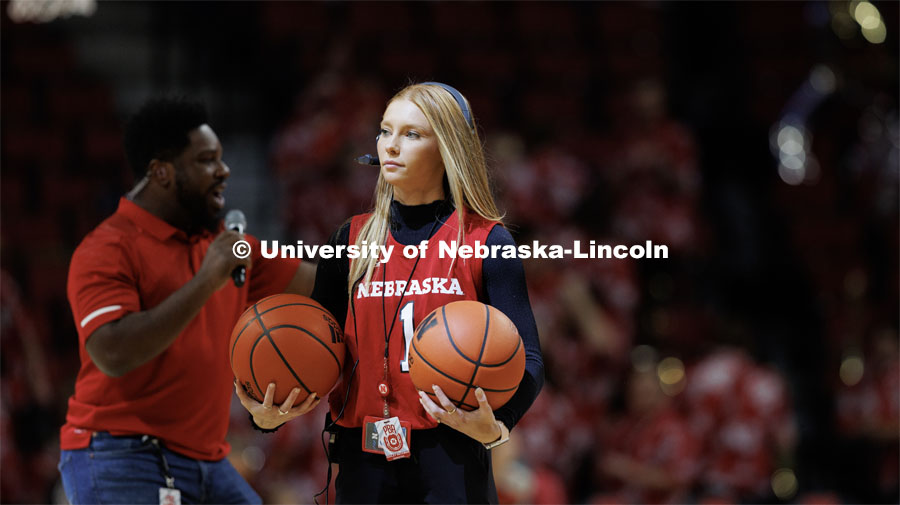 Ashley Beckman, a senior in sports media and communication is an intern with Nebraska Athletics Marketing and Fan Experience. She works at the men’s basketball games, shown here at the Huskers vs Maine game on November 7, 2022. Photo by Scott Bruhn, Husker Athletics. 

Ashley Beckman

Nebraska Athletics Marketing and Fan Experience

MBB vs Maine