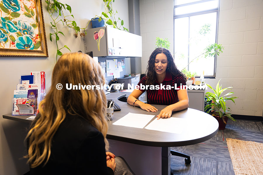 250624_Navigators_0803.jpg Stephanie Cerrato-Rodriguez speaks with Rose Zaske, a junior studying advertising and public relatio