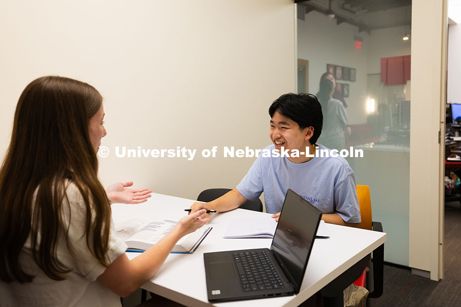 Students Kyanne Casperson and Jimmy Truong use the Study Stop in the Center for Academic Success and