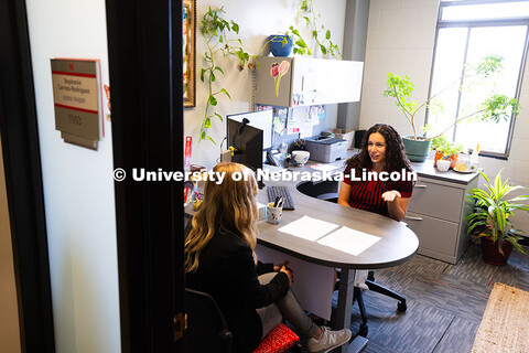 Stephanie Cerrato-Rodriguez speaks with Rose Zaske, a junior studying advertising and public relatio