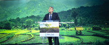 Mark Rosegrant with the International Food Policy Research Institute, delivers the final Heuermann L