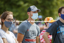 CASNR Launch for new students included a walking tour of East Campus with multiple stops to learn ab