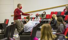 Chancellor Ronnie Green talks with the Chancellor’s Leadership class Thursday in the Nebraska Unio