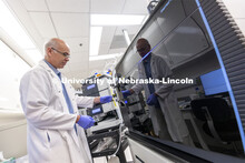 Assistant Director Mike Naldrett works in the Proteomics and Metabolomics lab in Beadle Hall. Nebras